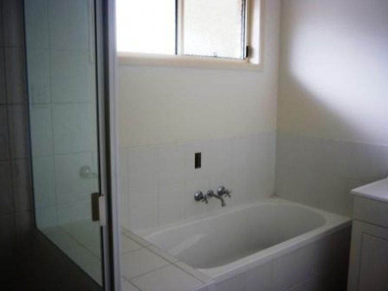 10 Daintree Drive, Torquay QLD 4655