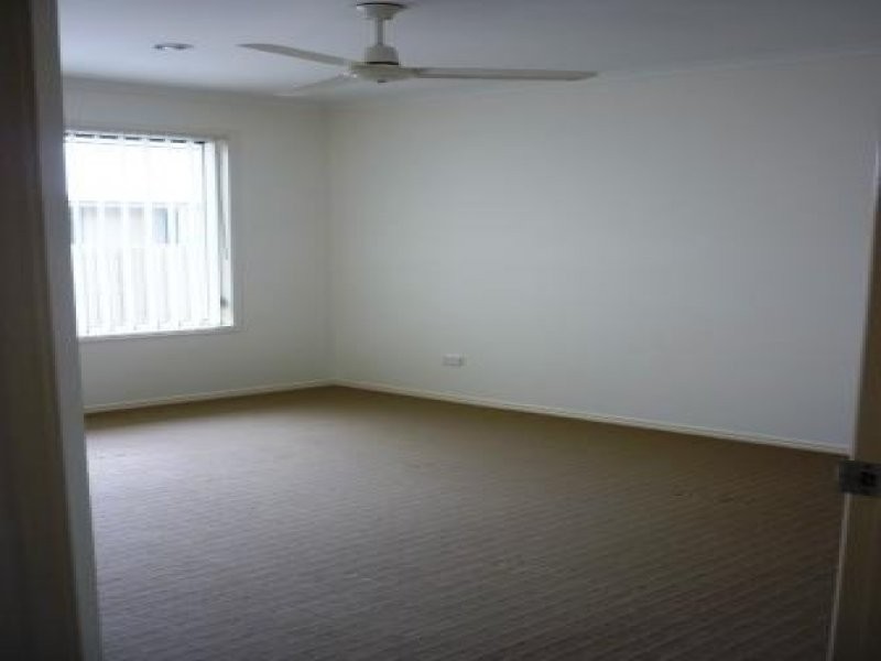 10 Daintree Drive, Torquay QLD 4655