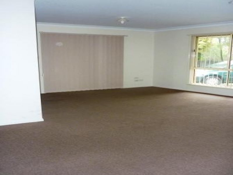 10 Gatakers Lane, Point Vernon QLD 4655