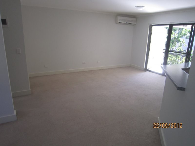 138 High Street, Southport QLD 4215