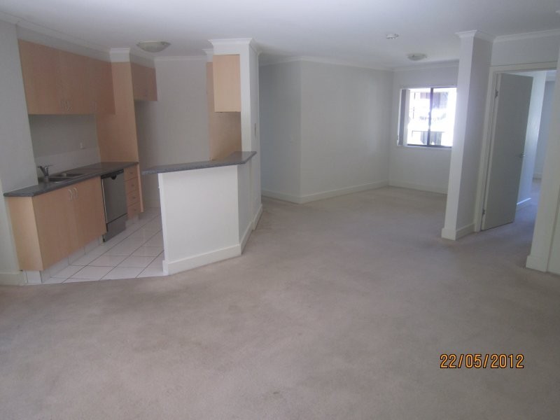 138 High Street, Southport QLD 4215