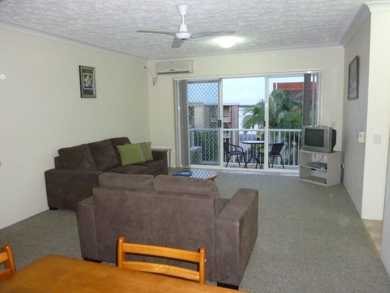 12 Whiting Street, Labrador QLD 4215