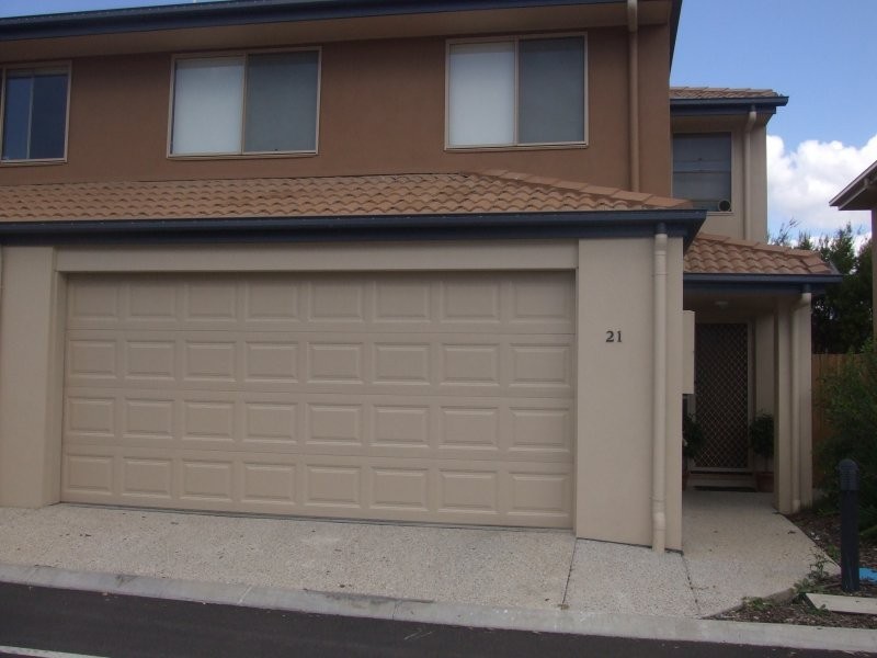 21 Johnston Street, Carina QLD 4152