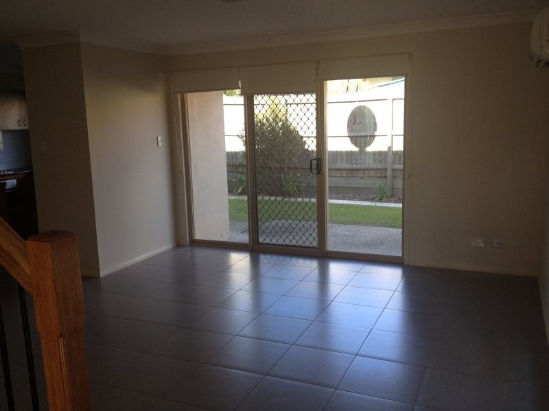 21 Johnston Street, Carina QLD 4152