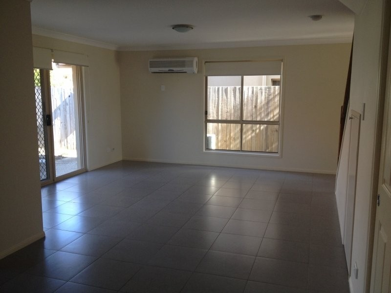 21 Johnston Street, Carina QLD 4152