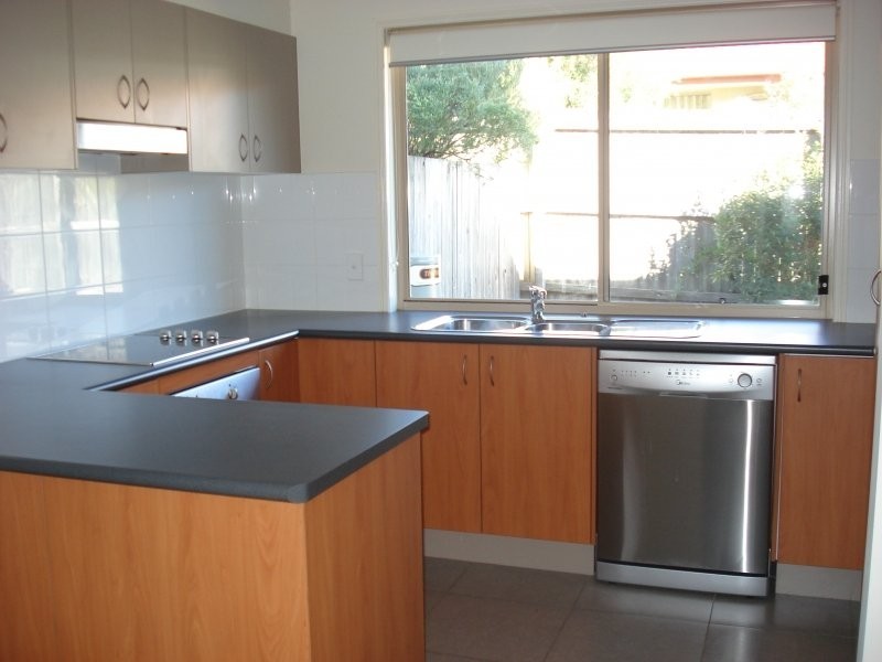 21 Johnston Street, Carina QLD 4152