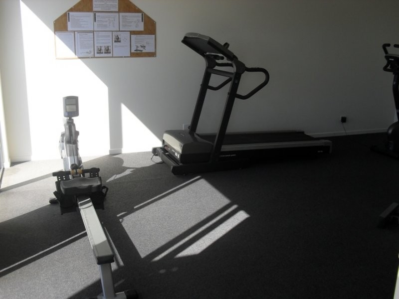 1 Belongil Street, Pacific Pines QLD 4211