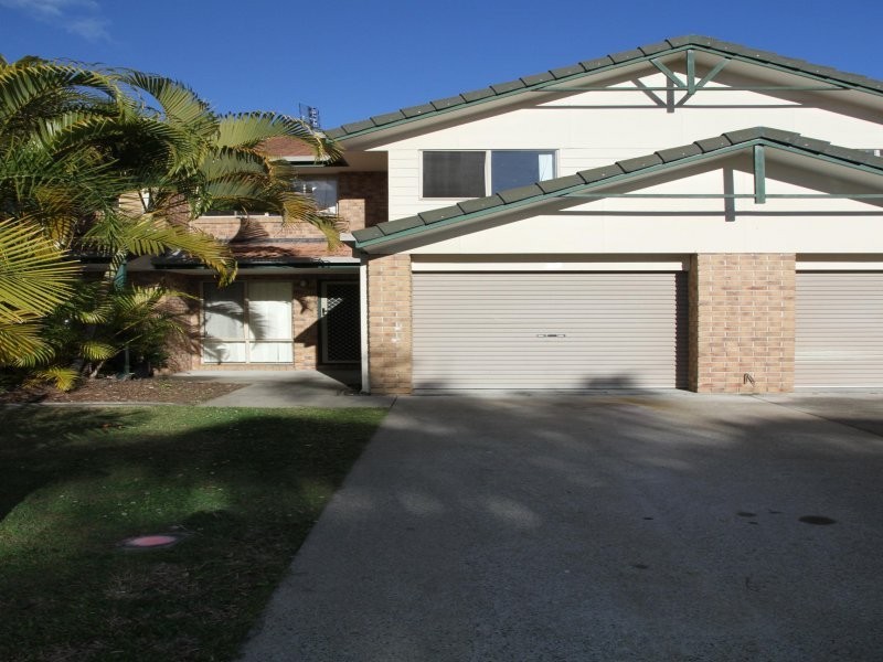 643 Pine Ridge Road, Biggera Waters QLD 4216