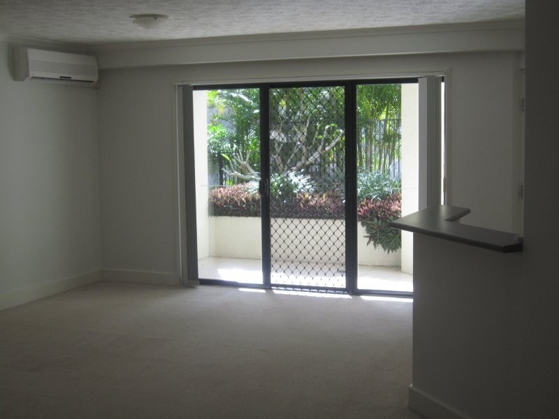 138 High Street, Southport QLD 4215