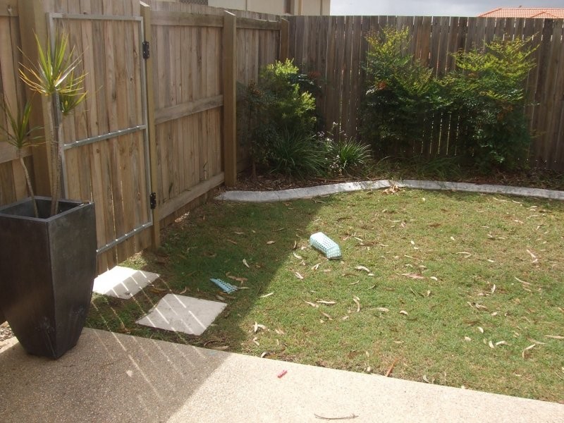 10 Johnston Street, Carina QLD 4152