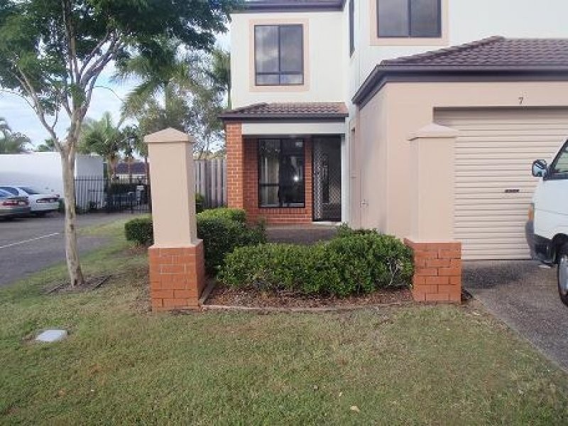 64 Gilston Road, Nerang QLD 4211