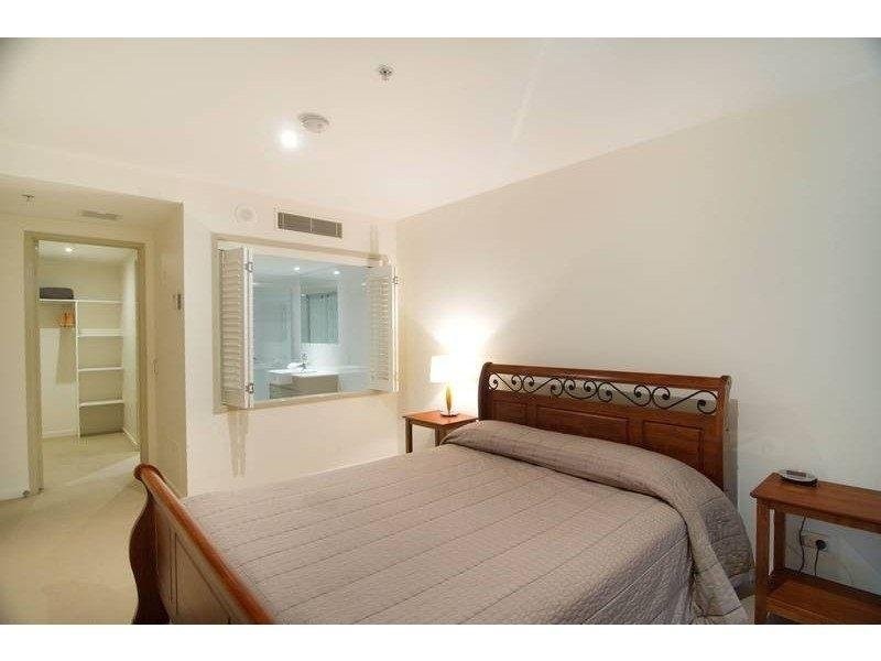 1 Duporth Avenue, Maroochydore QLD 4558