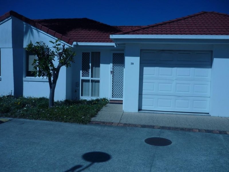 Ashmore QLD 4214