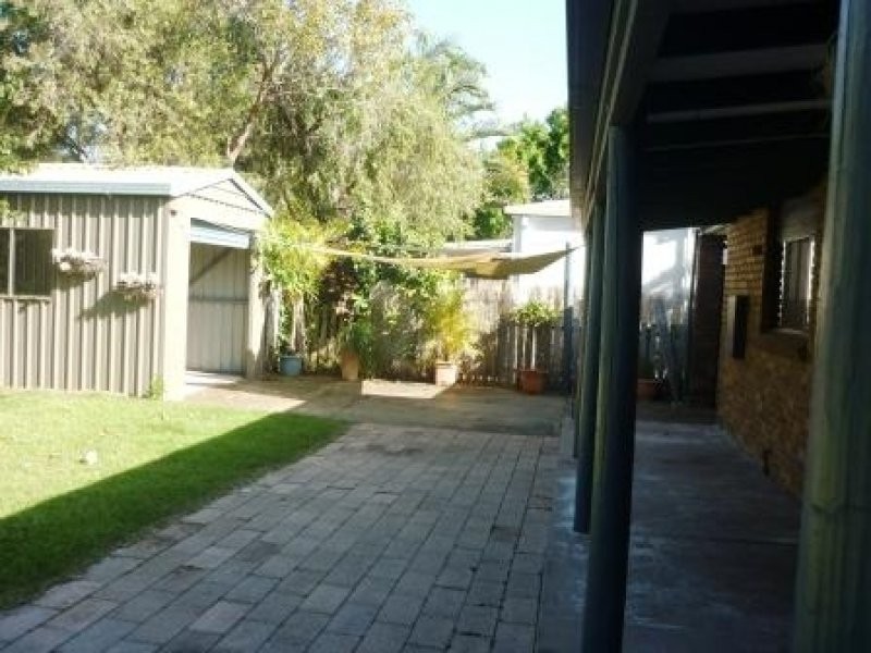 39 Oleander Street, Kawungan QLD 4655