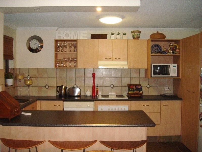 111 Markeri Street, Mermaid Waters QLD 4218