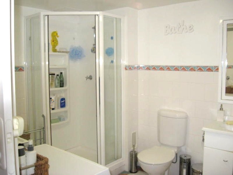 111 Markeri Street, Mermaid Waters QLD 4218