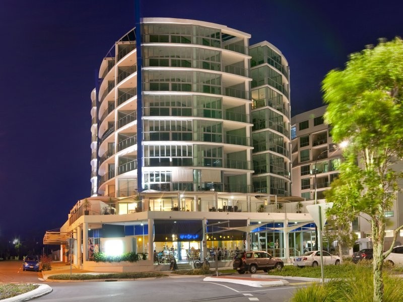 804,14 Oxley Ave, Woody Point QLD 4019