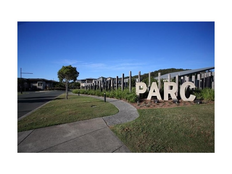 2 Inland Drive, Tugun QLD 4224