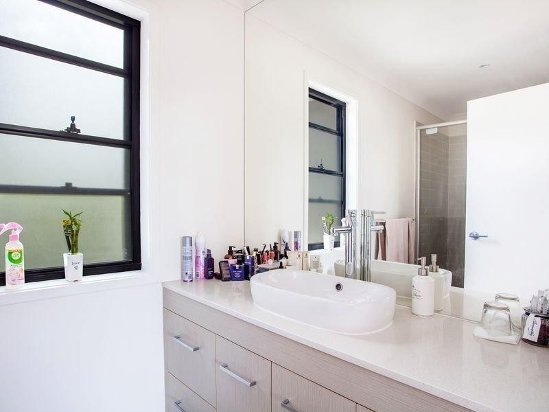 2 Inland Drive, Tugun QLD 4224