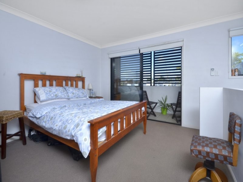 65 Berwick St, Fortitude Valley QLD 4006