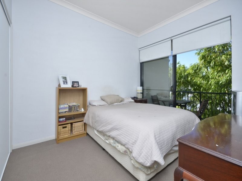 65 Berwick St, Fortitude Valley QLD 4006