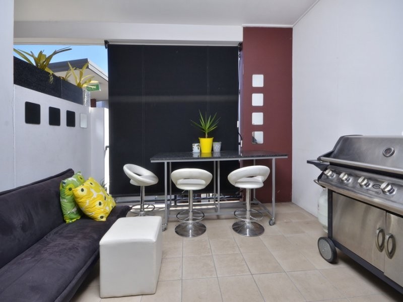 65 Berwick St, Fortitude Valley QLD 4006