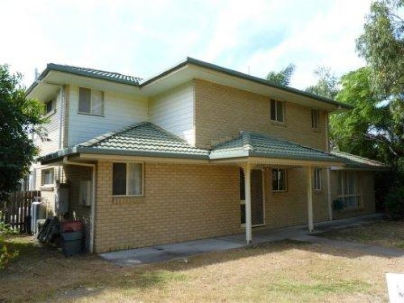 18 Skinner Street, Urangan QLD 4655