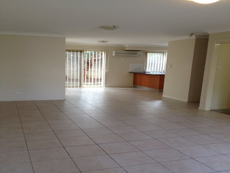 21 Johnston Street, Carina QLD 4152