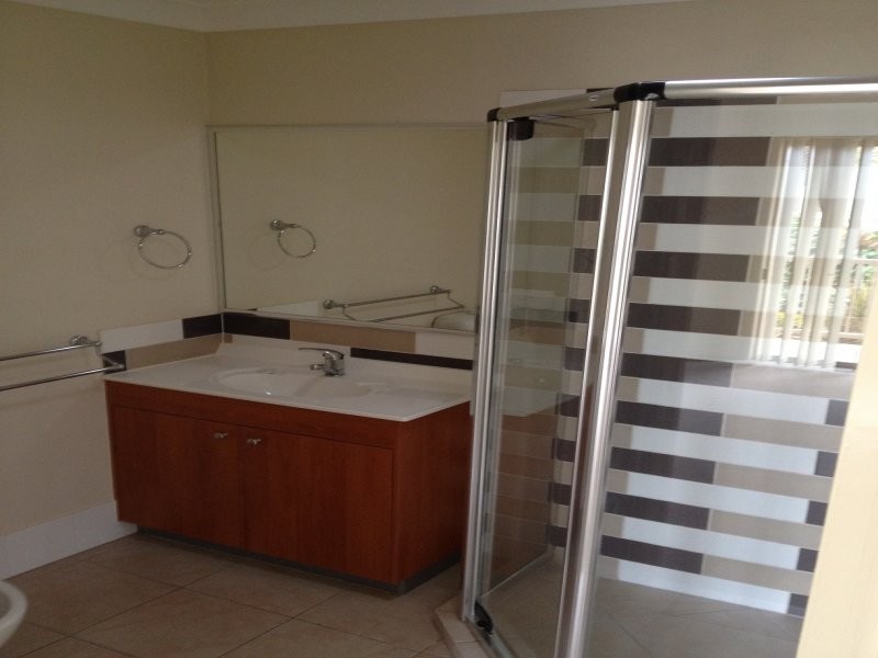 21 Johnston Street, Carina QLD 4152