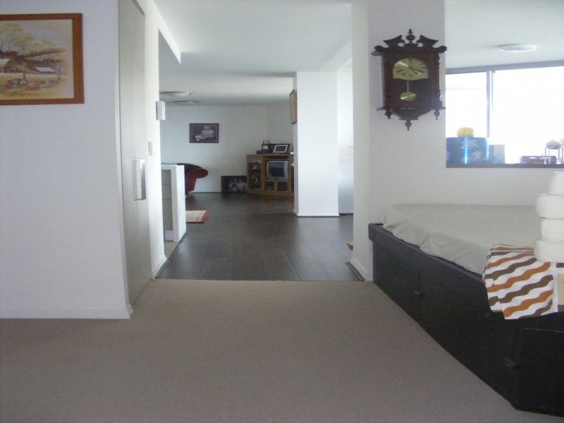 14 Oxley Ave, Woody Point QLD 4019