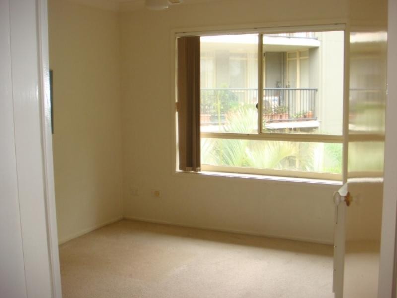 416 MARINE, Biggera Waters QLD 4216