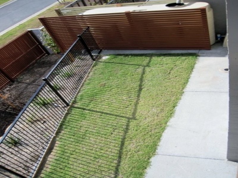 2 Toohey Street, Pacific Pines QLD 4211