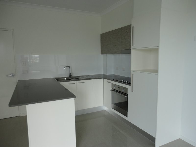 28 Carl Street, Woolloongabba QLD 4102
