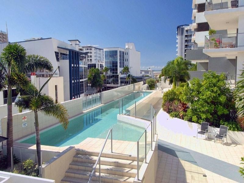 1 Duporth Avenue, Maroochydore QLD 4558