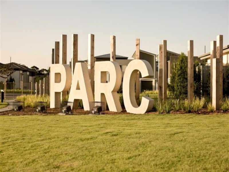 2 Inland Drive, Tugun QLD 4224