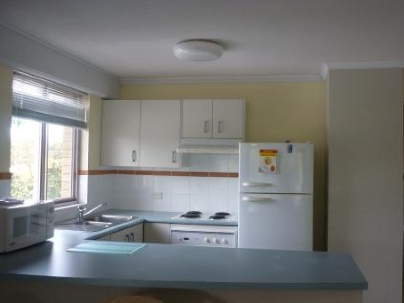 385 The Esplanade, Torquay QLD 4655