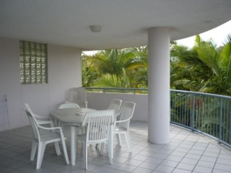 385 The Esplanade, Torquay QLD 4655