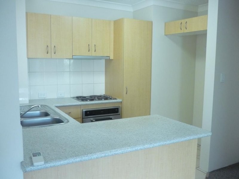 3-5 Norman Street, Southport QLD 4215