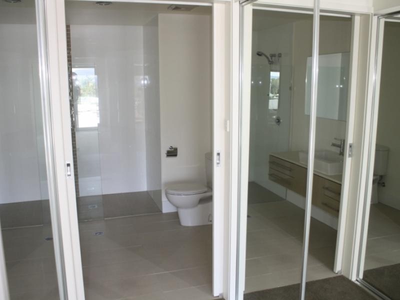 1930 Gold Coast Highway, Miami QLD 4220