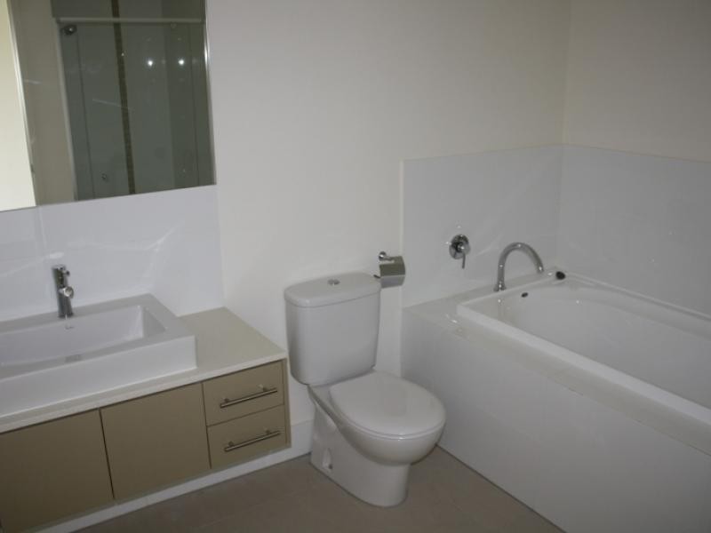 1930 Gold Coast Highway, Miami QLD 4220