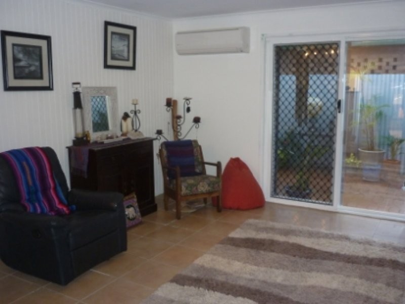 19 Michelle Drive, Point Vernon QLD 4655