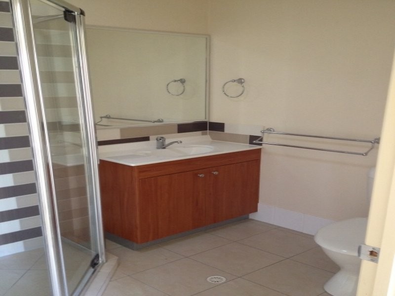 35 Johnston Street, Carina QLD 4152