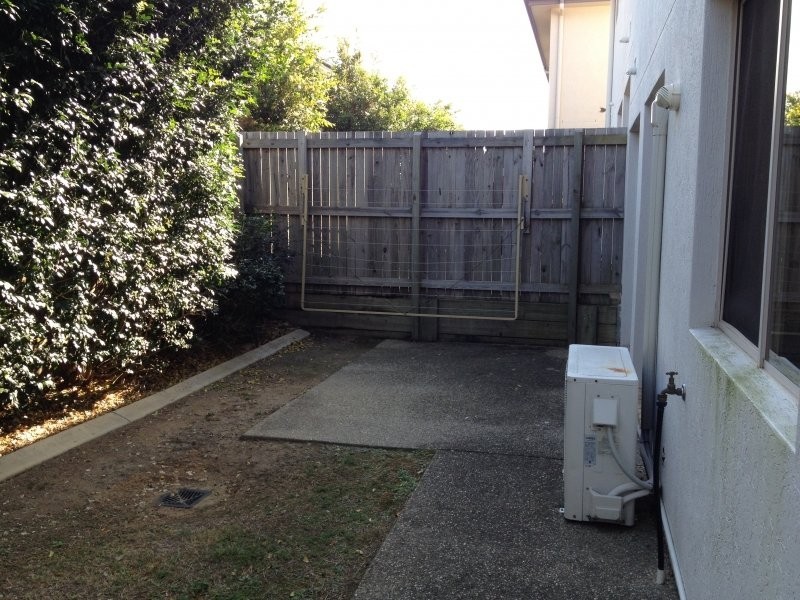 35 Johnston Street, Carina QLD 4152