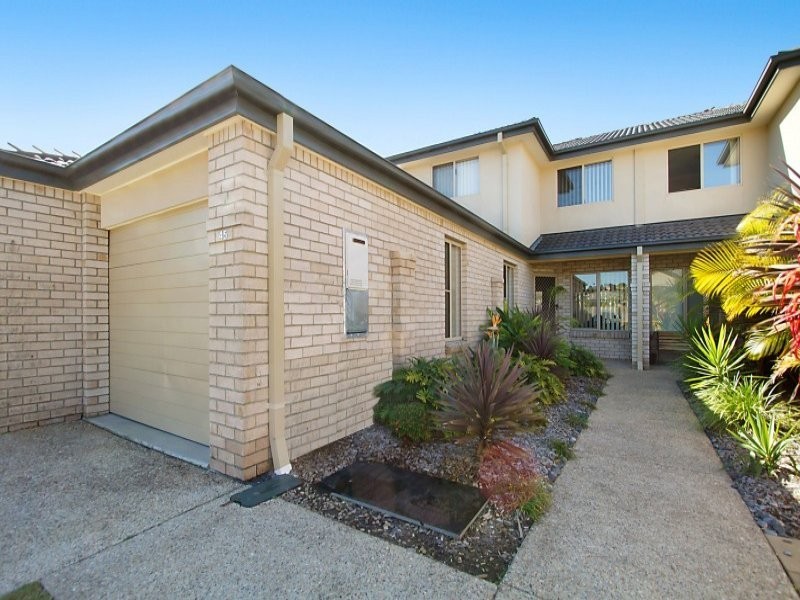 1 Harrier Street, Tweed Heads South NSW 2486