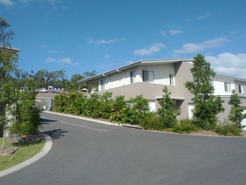 2 Toohey Street, Pacific Pines QLD 4211