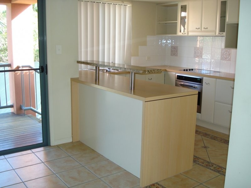 20 Fairway Drive, Clear Island Waters QLD 4226