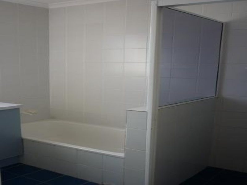 383 The Esplanade, Torquay QLD 4655