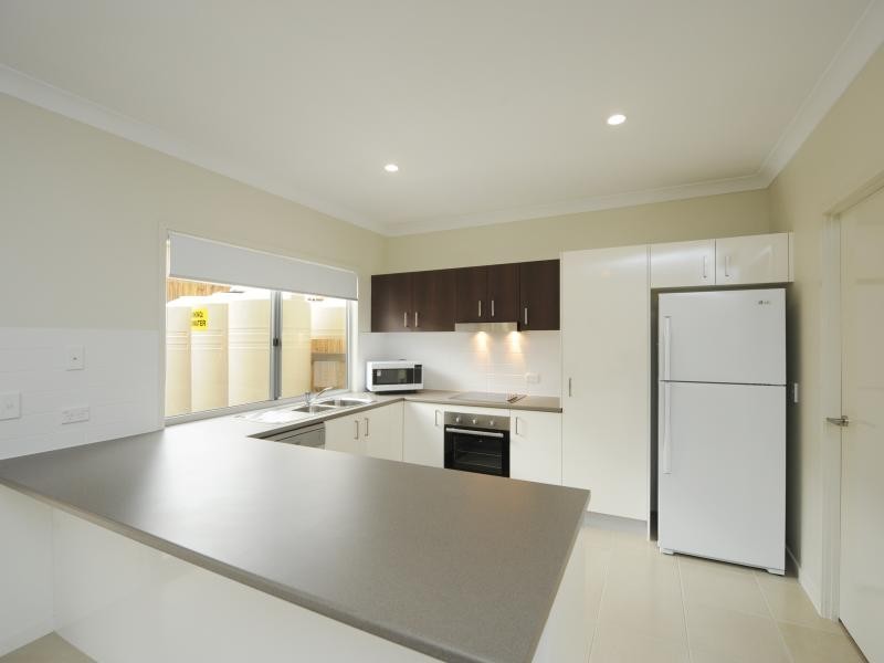 1 Cavella Drive, Glen Eden QLD 4680