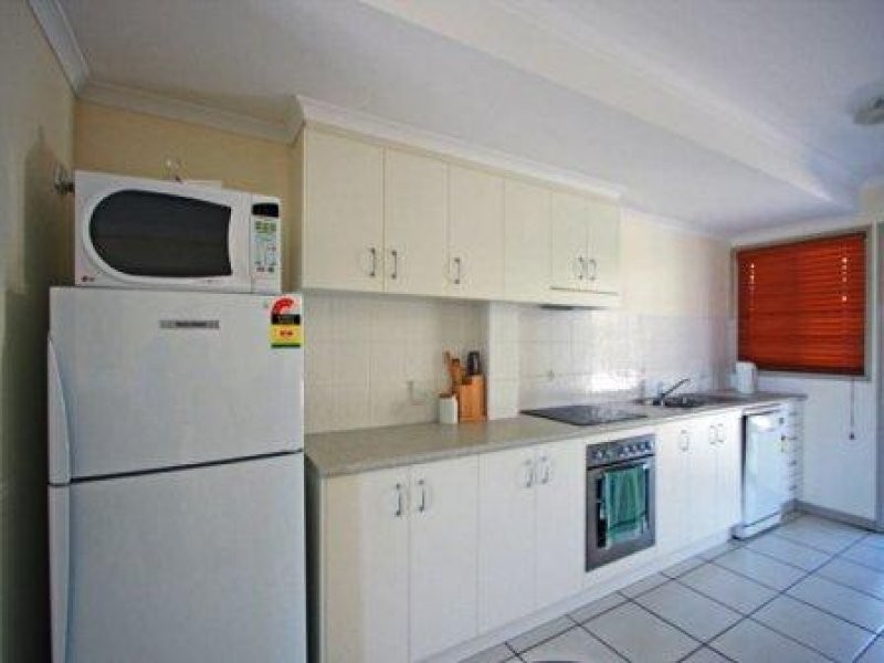 56-58 Main Street, Pialba QLD 4655