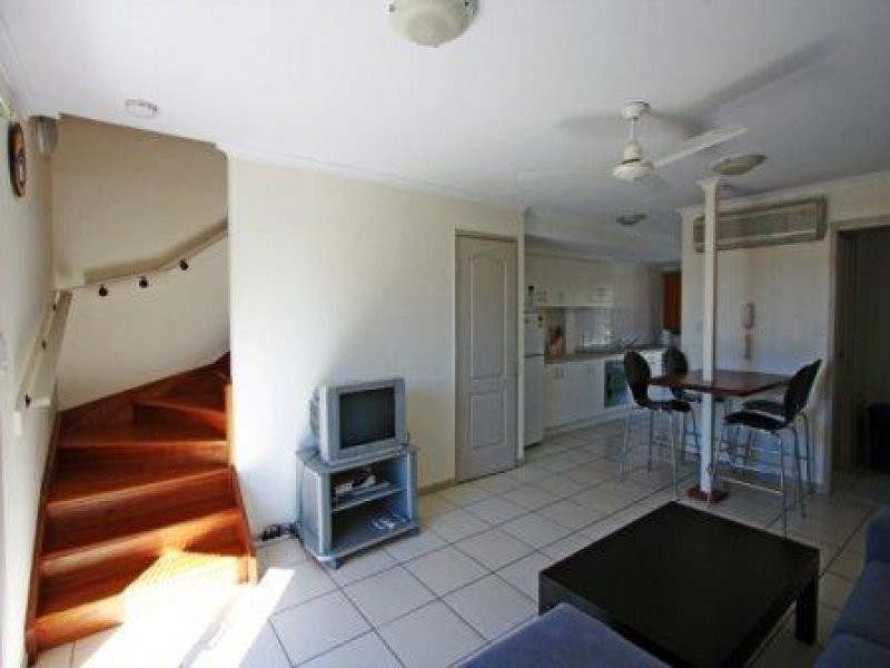 56-58 Main Street, Pialba QLD 4655